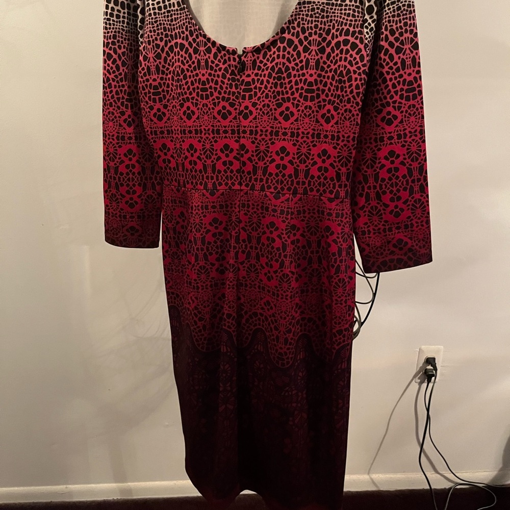 Dress - Picture 2 of 3